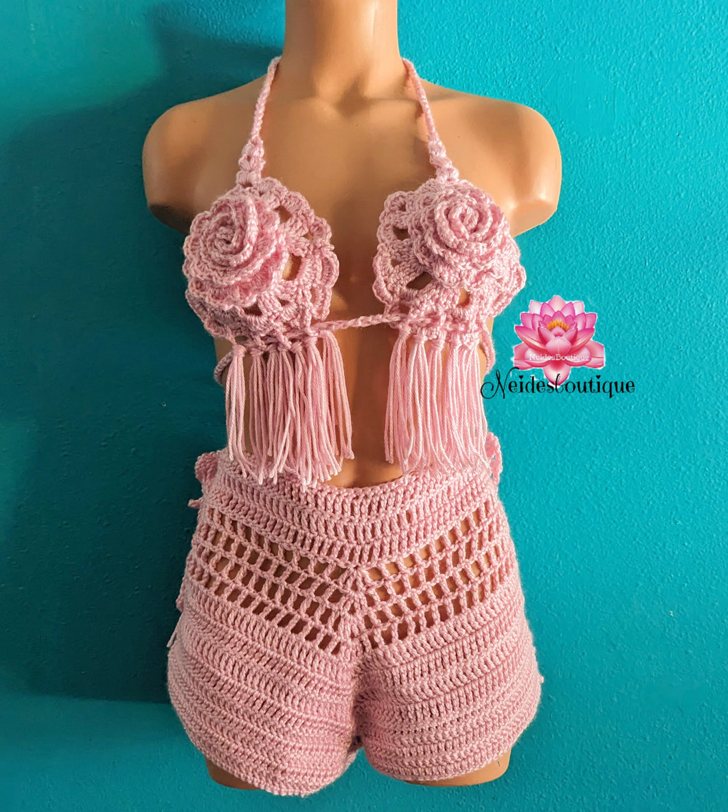 Highwaisted Beach Crochet Shorts and Top