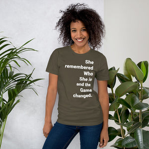 She remembered who she is and the game changed tshirt, best friend shirt, sister's gift, Short-Sleeve Unisex T-Shirt